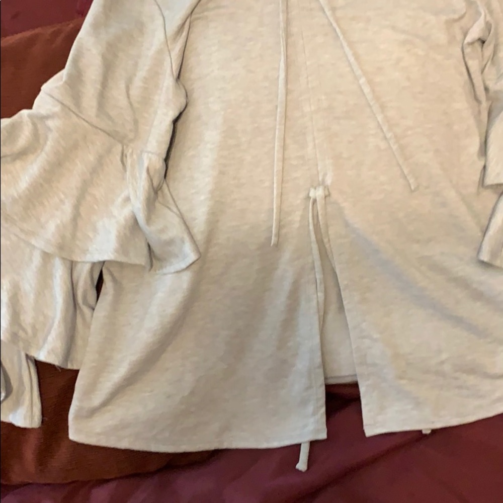 Belle arm split back top - Picture 4 of 4
